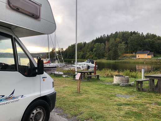 Einem Ort wurde ein Foto hinzugefügt