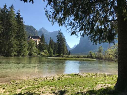 Added a photo to a location