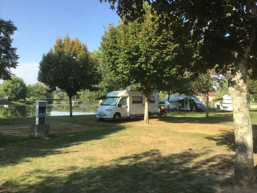 Een foto toegevoegd aan een locatie