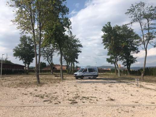 Einem Ort wurde ein Foto hinzugefügt