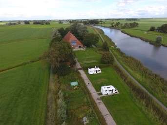 Een foto toegevoegd aan een locatie