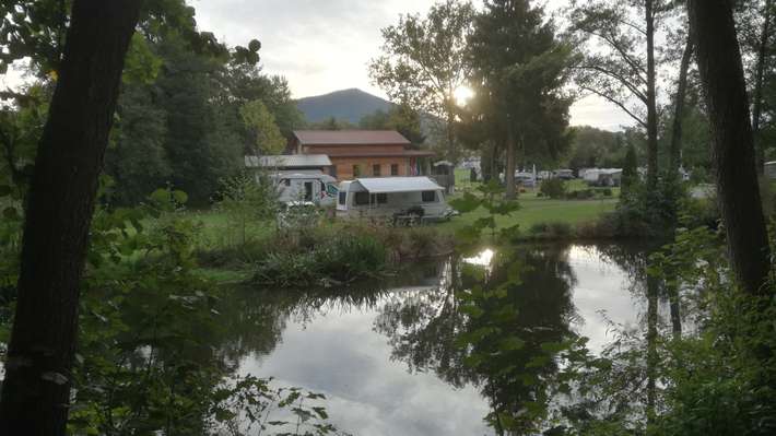 Camping am Flußfreibad
