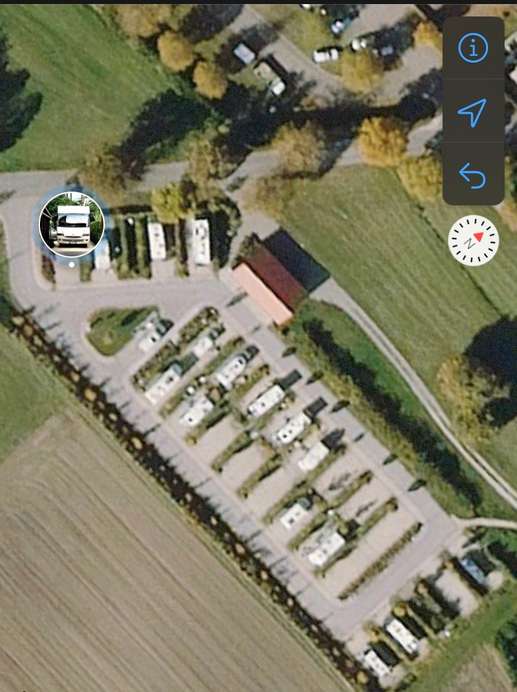 Einem Ort wurde ein Foto hinzugefügt