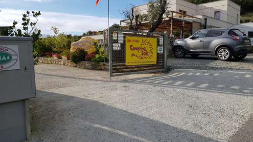 Aggiunta una foto a una posizione