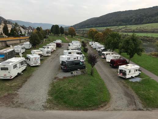 Einem Ort wurde ein Foto hinzugefügt