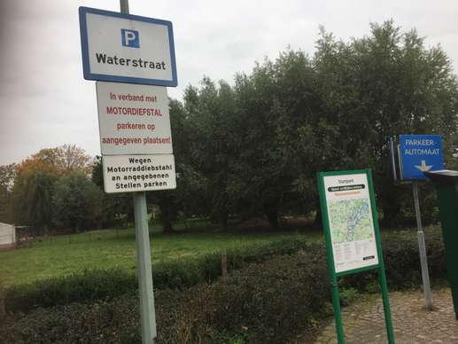 Einem Ort wurde ein Foto hinzugefügt