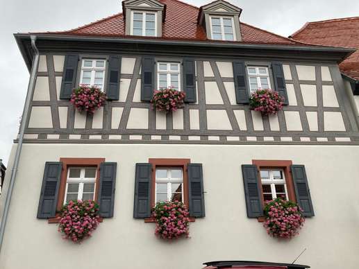 Einem Ort wurde ein Foto hinzugefügt