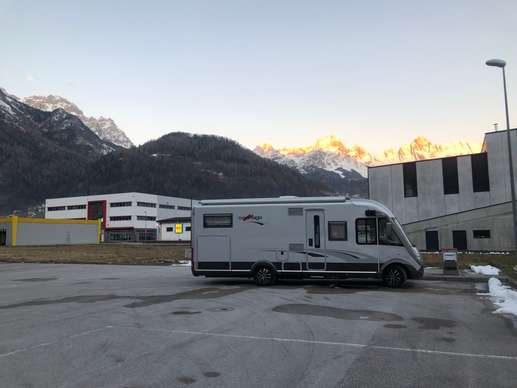Aggiunta una foto a una posizione
