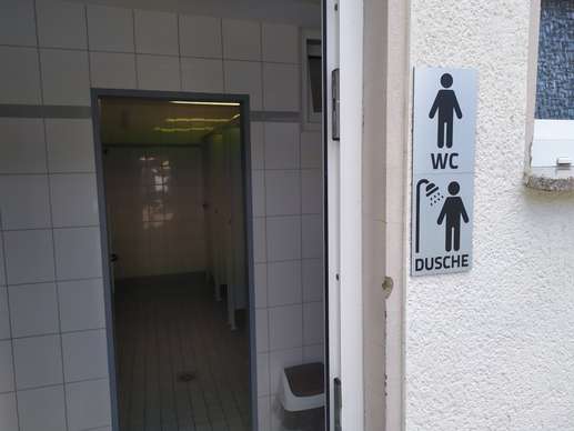 Einem Ort wurde ein Foto hinzugefügt