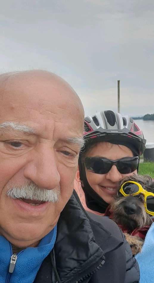 Einem Ort wurde ein Foto hinzugefügt