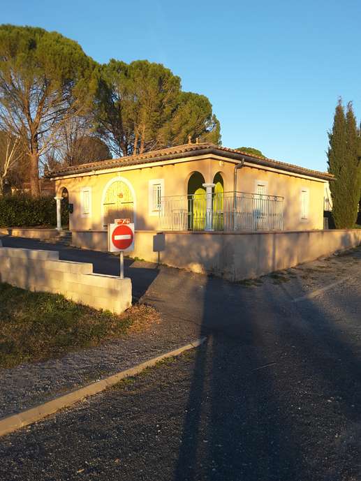 Added a photo to a location