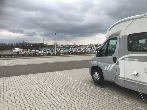 Een foto toegevoegd aan een locatie