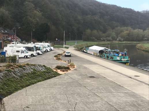 Aggiunta una foto a una posizione