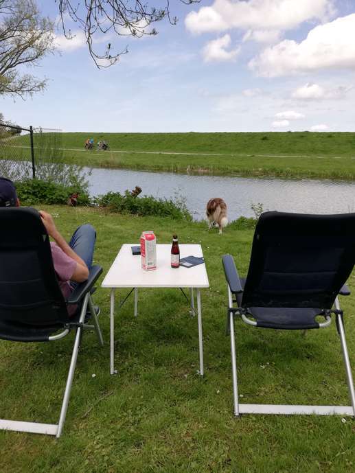 Einem Ort wurde ein Foto hinzugefügt