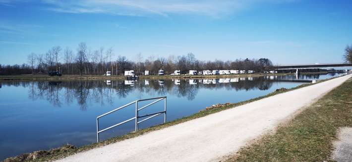 Platz am Main-Donau Kanal