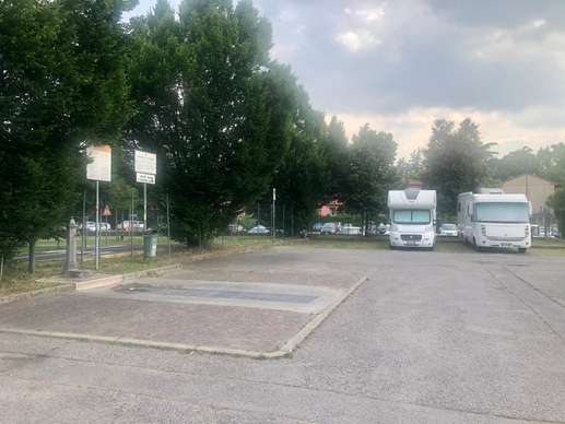Aggiunta una foto a una posizione