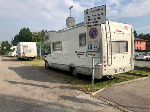 Aggiunta una foto a una posizione