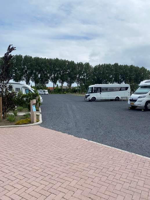 Een foto toegevoegd aan een locatie