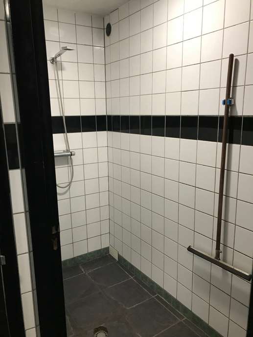 Einem Ort wurde ein Foto hinzugefügt