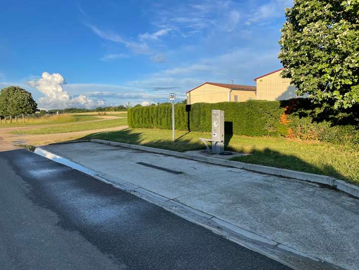 Aire de camping-cars de Champignol-lez-Mondeville