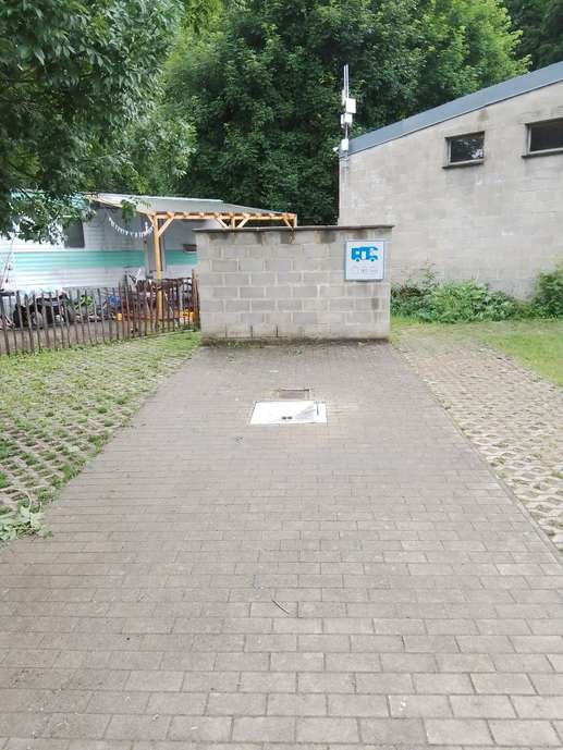 Einem Ort wurde ein Foto hinzugefügt