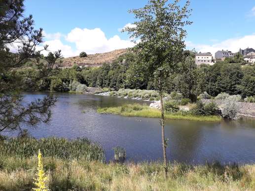 Added a photo to a location