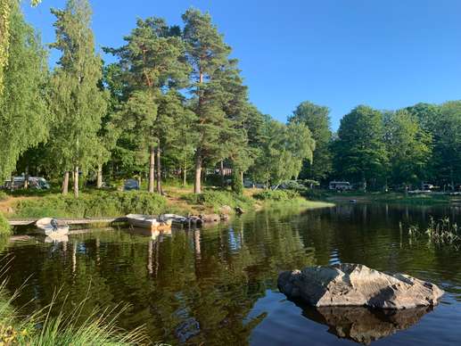 Added a photo to a location