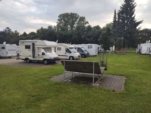 Einem Ort wurde ein Foto hinzugefügt