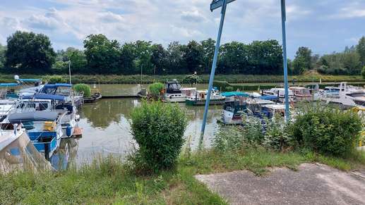 Added a photo to a location