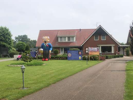 Einem Ort wurde ein Foto hinzugefügt