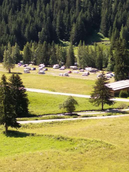 Einem Ort wurde ein Foto hinzugefügt