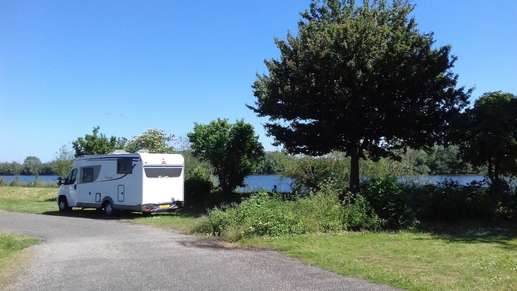 Een foto toegevoegd aan een locatie