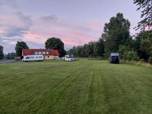 Added a photo to a location