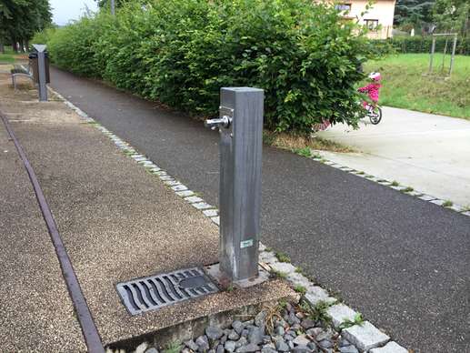 Einem Ort wurde ein Foto hinzugefügt