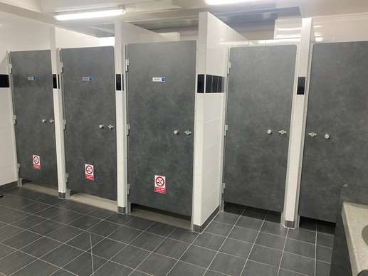 Einem Ort wurde ein Foto hinzugefügt