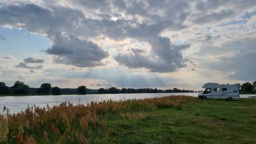 Added a photo to a location