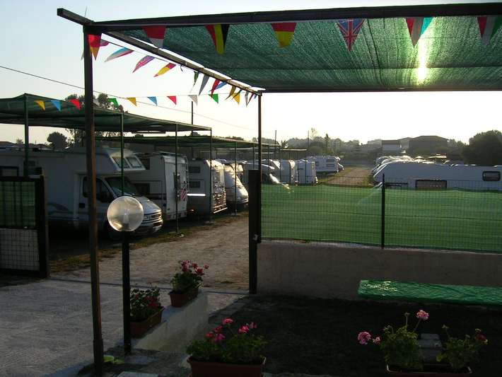 Area Camper Nelly