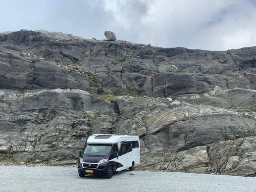 Een foto toegevoegd aan een locatie