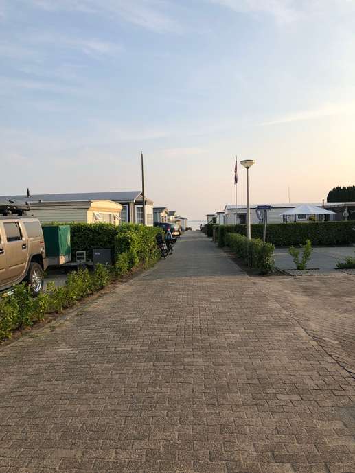 Einem Ort wurde ein Foto hinzugefügt