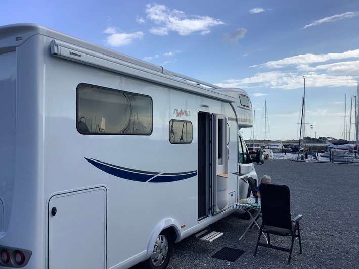 Nappedam Lystbådehavns autocamperplads - Nappedam Bådelaug