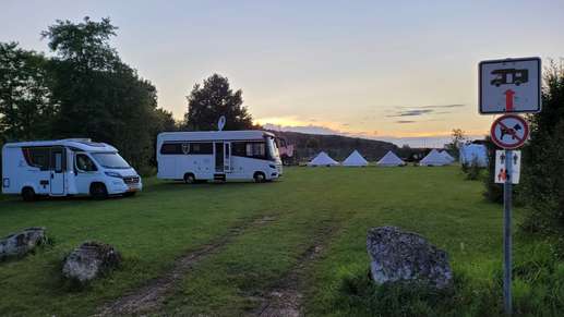 Een foto toegevoegd aan een locatie