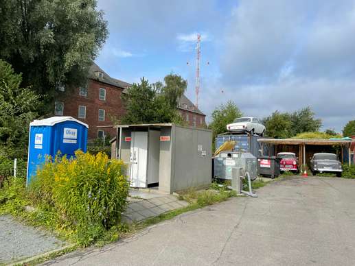 Added a photo to a location