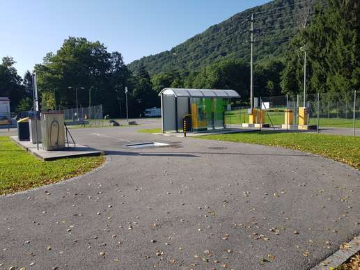 Added a photo to a location