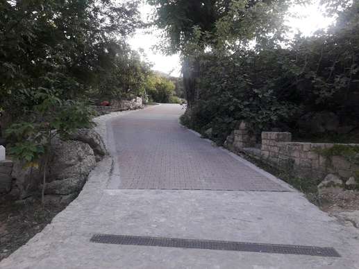 Added a photo to a location