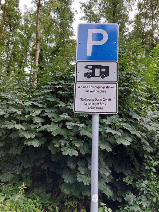 Einem Ort wurde ein Foto hinzugefügt