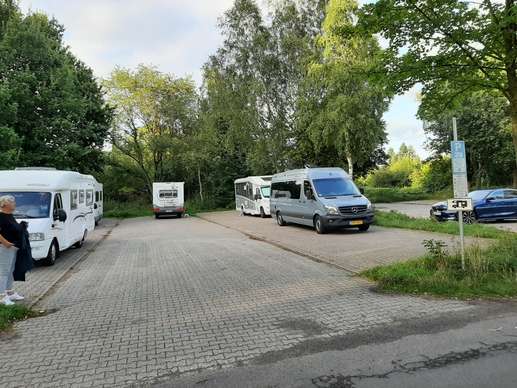Einem Ort wurde ein Foto hinzugefügt