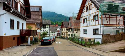 Einem Ort wurde ein Foto hinzugefügt