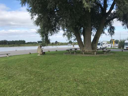 Added a photo to a location