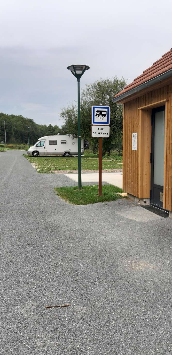 Camperplaatsen Saint-Geniès