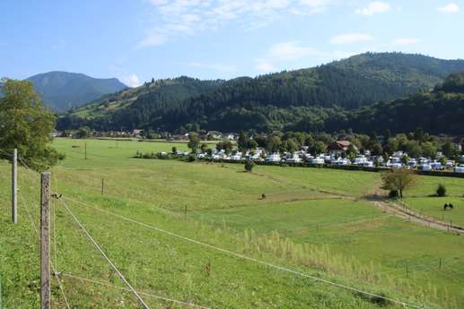 Einem Ort wurde ein Foto hinzugefügt